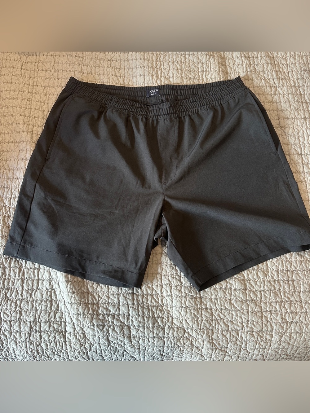 J. Crew Black Men’s 7” Athletic Stretch Drawstring Shorts